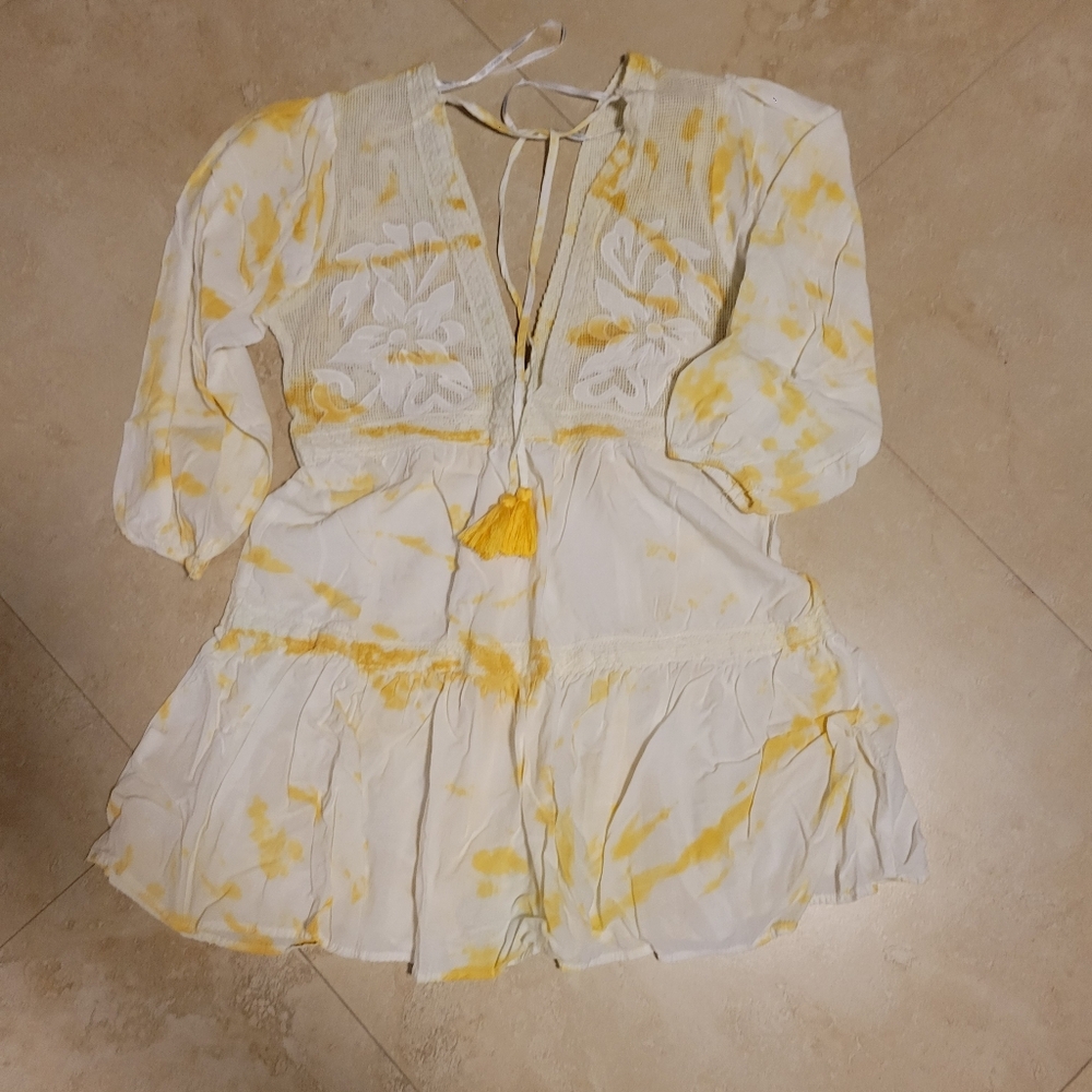 Elegant coverup size s